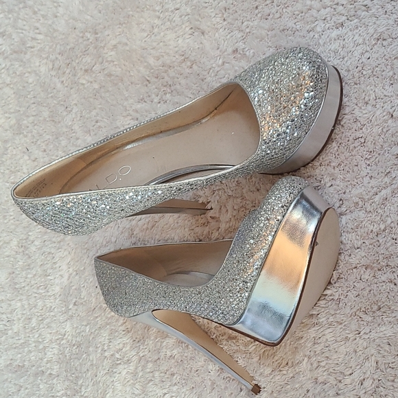 Stilettos - Picture 8 of 8